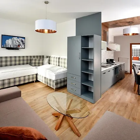 Aplend Magnolia Lägenhetshotell Tatranská Lomnica