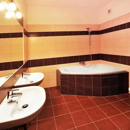 Aplend Magnolia Apartmanhotel