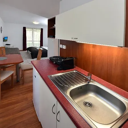 Aplend Magnolia Apartmanhotel