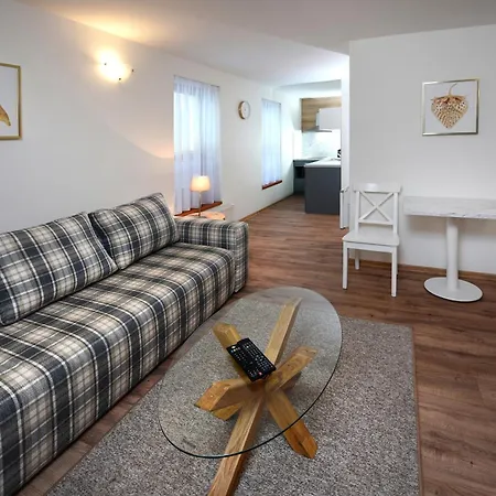 Aplend Magnolia Lägenhetshotell Tatranská Lomnica