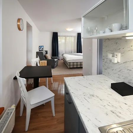 Lägenhetshotell Aplend Magnolia 3*